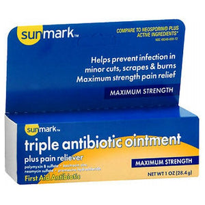 Sunmark, Triple Antibiotic Ointment Plus Pain Reliever, 1 Oz